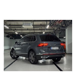 Volkswagen Tiguan 2.0 TDI Prestige 2023, 14,869 km, Diésel, Volante a la Izquierda, Asientos de Cuero, Cámara Trasera - Product Image 2