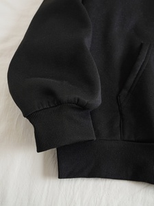 Sudadera con Capucha Oversize Unisex de Algodón Estampada, Sudadera con Diseño Personalizado para Moda Urbana y Uso Diario - Product Image 2