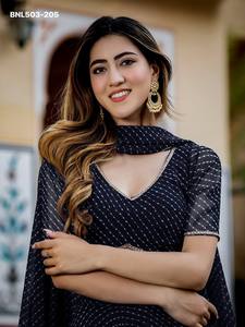 Tenue de soirée de qualité supérieure, attrayante, en georgette douce avec dentelle Zari et Cording, imprimé Leheriya, Lehenga choli Dupatta - Product Image 2