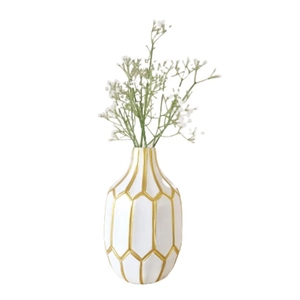 Vase en céramique blanc et or, design vintage, motif géométrique en nid d'abeille, 12 pouces, vase à fleurs en porcelaine pour table. - Product Image 4