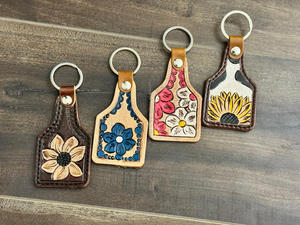 Nouveau porte-clés en cuir repoussé sculpté à la main mignon forme exotique porte-clés en cuir accessoires en cuir repoussé porte-clés mignons pour unisexe - Product Image 5