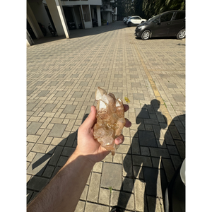 Cristal de quartz himalayen brun décoratif, pierre naturelle pour la guérison, la méditation et la décoration intérieure - Product Image 2