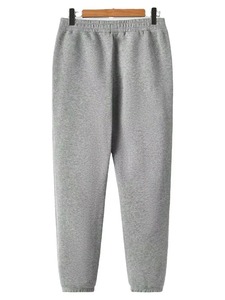 Chándal ligero diseñado para la comodidad diaria, con tela transpirable, textura suave y corte relajado, perfecto para uso informal. - Product Image 5