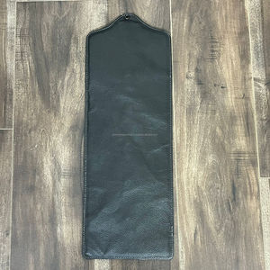 Porte-écharpe en cuir de vachette fait main par un designer avec motif à carreaux roses, organisateur mural pour écharpes et accessoires - Product Image 6