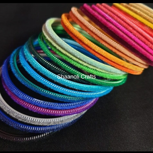 Beaux bracelets de couleur en velours de soie Muti Beaux bracelets de créateurs pour femmes et filles pour un usage quotidien et une tenue de fête - Product Image 3