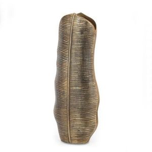 Minimal Metal Flower Vase For Simple Home Decor With Plain Shape And <b>Soft</b> Decorative Appeal - Product Image 1