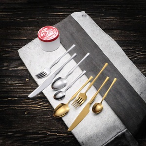 Ensemble de couverts écologiques en acier inoxydable pour la table, avec couteau, fourchette et cuillère, idéal pour les banquets très fréquentés et les dîners chaleureux à la maison - Product Image 5