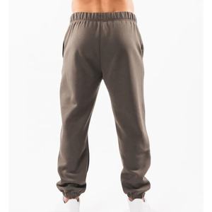 Proveedor de pantalones deportivos de lujo, fabricante de pantalones jogger de algodón grueso teñidos al por mayor. - Product Image 3