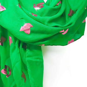 Ensemble Écharpe Longue Jacquard en Acrylique Premium, Bonnet et Gants avec Motif Feuilles de Lierre Rose Métallisé pour Mode Hiver Unisexe - Product Image 6