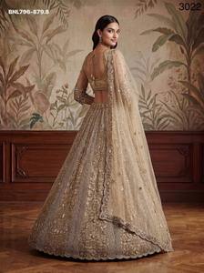 Traje de boda de red con adornos de Zari, Dori, lentejuelas y circonitas, estilo Can-Can, corte A, Lehenga-Choli-Dupatta, a precio mayorista - Product Image 5
