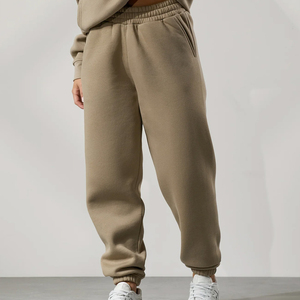 Conjunto de sudadera con capucha y pantalones deportivos de forro polar extragrande para mujer, conjunto informal de 2 piezas, sudadera y pantalones deportivos a juego, color beige - Product Image 6