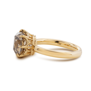Bague solitaire élégante en or jaune 18 carats avec diamant de laboratoire taille coussin de 4,5 ct, sertie de 8 griffes, bijou de cocktail et bague de fiançailles - Product Image 5
