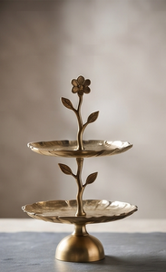 Plateau de service élégant à deux niveaux finition or, support à gâteau et présentoir à fruits et desserts motif fleurs et feuilles pour événements (vente en gros) - Product Image 3