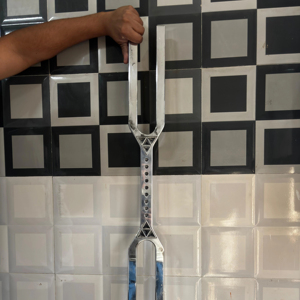 Mars - Diapasones Gigantes de 216 Hz de Alta Venta para Uso en Laboratorio con Terapia de Vibración - Product Image 1