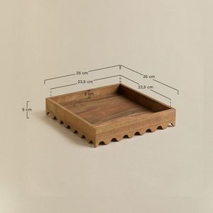 Plateau en bois élégant de forme carrée avec un design de base ondulée unique. Décoration et articles de service haut de gamme pour la maison en gros - Product Image 2