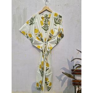 ชุดเดรสผ้าฝ้ายอินเดียลายดอกไม้: พิมพ์ลายด้วยมือ ฟรีไซส์ - Product Image 1