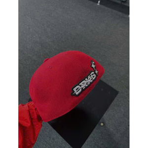 Gorra Unisex Personalizada con Serigrafía, Color Caqui Lavado, Impermeable, 100% Algodón, Diseño Desgastado y Rasgado, Cierre con Hebilla Plateada y Cobre, Estilo Hip Hop - Product Image 6