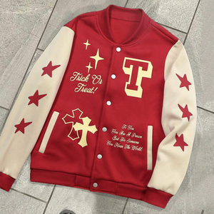 Chaqueta Varsity Roja Vintage con Parches de Estrellas, Chaqueta Letterman con Bordado Personalizado, Chaqueta Bomber de Forro Polar para Hombre, Estilo Urbano - Product Image 1