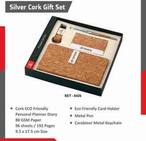 Ensemble cadeau d'entreprise avec carnet à finition liège, porte-cartes, porte-clés haut de gamme et stylo métallique – Cadeau exécutif - Product Image 3