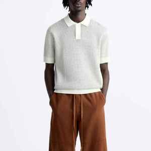 T-shirts en maille respirante pour hommes, style urbain, avec empiècements contrastants ajourés et manches courtes - Product Image 3