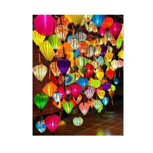 Linterna Tradicional Vietnamita de Bambú y Seda para Decoración de Bodas, Fiestas y Festivales - Product Image 3