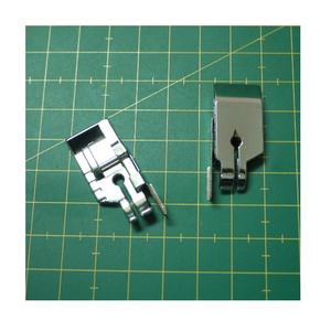 F057 PIEDS-DE-PRESSION DE 1/4 POUCES AVEC GUIDE DOMESTIQUE DOMESTIQUE FABRIQUÉ À TAIWAN PIÈCES DE RECHANGE POUR MACHINE À COUDRE - Product Image 1