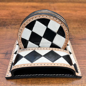 Vente en gros Nouvel arrivage de dessous de verre à carreaux avec support 4 pièces en cuir véritable véritable Table basse tapis tasse cadeau portable - Product Image 4