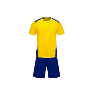 Conjunto de Uniforme de Fútbol Personalizado para Hombre, Camiseta de Manga Corta con Cuello Redondo, Degradado Negro, Sublimación Completa, Impresión Digital - Product Image 1