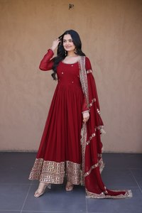 Salwar Kameez rouge élégant, long jusqu'au sol, avec broderie dorée, robe de mariage indienne traditionnelle pour femmes - Product Image 4