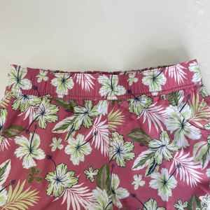 Shorts de bain d'été pour femmes, tissu respirant, taille élastique, vêtements de plage décontractés, mode vacances, short de plage pour femmes - Product Image 4