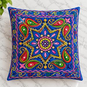Funda de Cojín Cuadrada Bohemia Bordada Vintage con Diseño Floral Geométrico y Acentos de Espejo, 100% Algodón Ecológico para el Hogar - Product Image 4