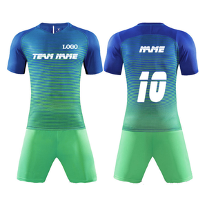 Ventes en gros de maillots et shorts de football pour adultes, manches courtes, 100% polyester, séchage rapide, été, taille XL, unisexe - Product Image 4