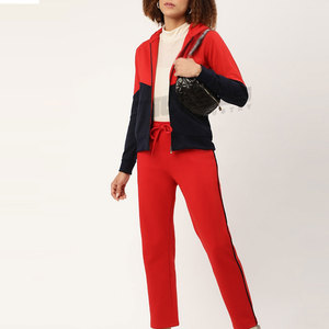 Traje Deportivo a Precio Razonable, Fabricante de Pakistán, Precio de Fábrica, Venta Directa en Línea, Traje Deportivo Acampanado para Mujer - Product Image 4