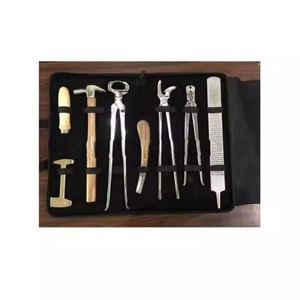 Kit Profesional de Herramientas de Herrador de 7 Piezas de Acero Inoxidable para Recorte de Pezuñas de Caballo, Herraduras, Cuchillo para Pezuñas, Lima, Cortador de Clavos y Cepillo - Product Image 3
