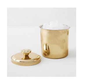 Cubo de hielo de latón puro de diseño para enfriar botellas de champán y una opción de regalo perfecta para inauguración de casa o aniversario. - Product Image 3