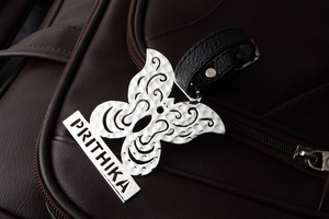 ป้ายติดกระเป๋าเดินทางแบบปรับแต่งได้รูปผีเสื้อ - Product Image 1