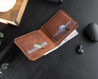Dompet Pria Kulit Asli Pendek Model Vintage Mewah Anti RFID dengan Penutup Terbuka, Branding Kustom, dan Ukuran yang Dapat Disesuaikan LWM-0119