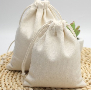 Sacs à cordon en coton pur avec impression de logo personnalisé, 7x9cm, 5oz GSM, pochette en mousseline naturelle, sac à bijoux recyclable pour cadeau, artisanat, thé, bonbons - Product Image 4