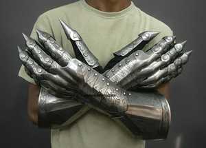 Gants de chevalier médiévaux en acier inoxydable plaqué argent, style antique, armure de bras moulée, objet de collection artistique - Product Image 4