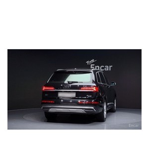 Audi Q7 45 TDI quattro, Modelo Diciembre 2022, 117,527 km, Volante a la Izquierda, Combustible Diésel, Caja de Cambios Automática, Asientos de Cuero, Cámara Trasera - Product Image 4