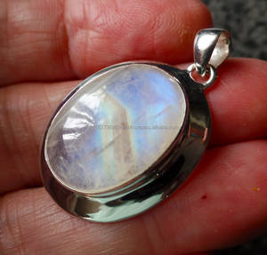 Collier pendentif en argent sterling 925, pendentif délicat, collier de pierres précieuses Bijoux faits à la main Cadeaux de Noël pour elle - Product Image 3