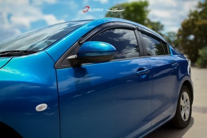Viseras para Ventanas de Auto HIC, Protectores Contra la Lluvia, Material PMMA, 100% Compatibles con MAZDA 3 / Axela Sedán 4 Puertas 2009~2013 - Product Image 3