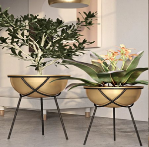 Supports de plantes pyramidaux géométriques modernes en or avec pots assortis pour un look luxueux, disponibles à prix de gros. - Product Image 6