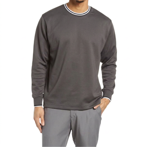 Suéter Unisex Negro de Manga Larga con Cuello Redondo, Corte Regular, Ribete en Contraste, Logotipo Frontal, Diseño con Pedrería, Secado Rápido - Product Image 3