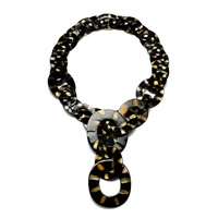 Collar Unisex de Cuerno de Búfalo Hecho a Mano en Vietnam, Cadena con Forma de Número, Ecológico, Regalo al por Mayor para Bodas, Aniversarios y Fiestas