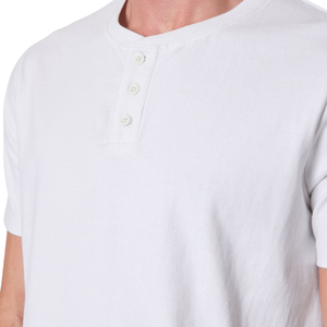 T-shirt à col Henley pour homme, manches courtes, trois boutons, coupe classique, décontracté, vente en gros, personnalisable, OEM, jersey de coton, B2B - Product Image 3