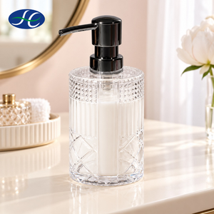 Ensemble d'accessoires de salle de bain personnalisés 7 pièces, distributeur de savon transparent Kate - Product Image 1