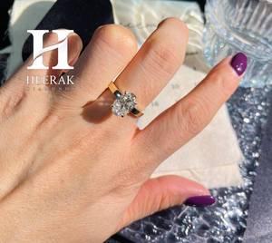 Anillo de Compromiso de Diamante Cultivado en Laboratorio con Corte Ovalado de Lujo, Oro Amarillo de 14K, Certificado IGI, Anillo Solitario para Mujer, Joyería Personalizada - Product Image 3