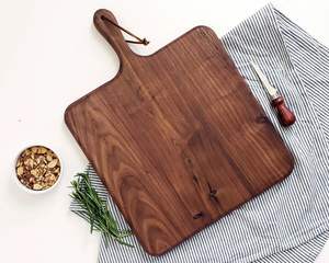 Planche à découper en bois moderne pour une décoration de cuisine contemporaine avec une finition lisse et un style minimaliste - Product Image 3