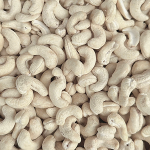 Meilleur prix pour les noix de cajou grillées du Vietnam, noix de cajou entières biologiques W320 Santigo Ltd, exportées en gros vers l'Asie, l'UE, le Moyen-Orient - Product Image 1